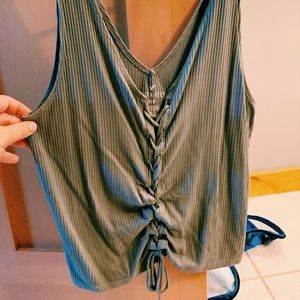 Cropped tank